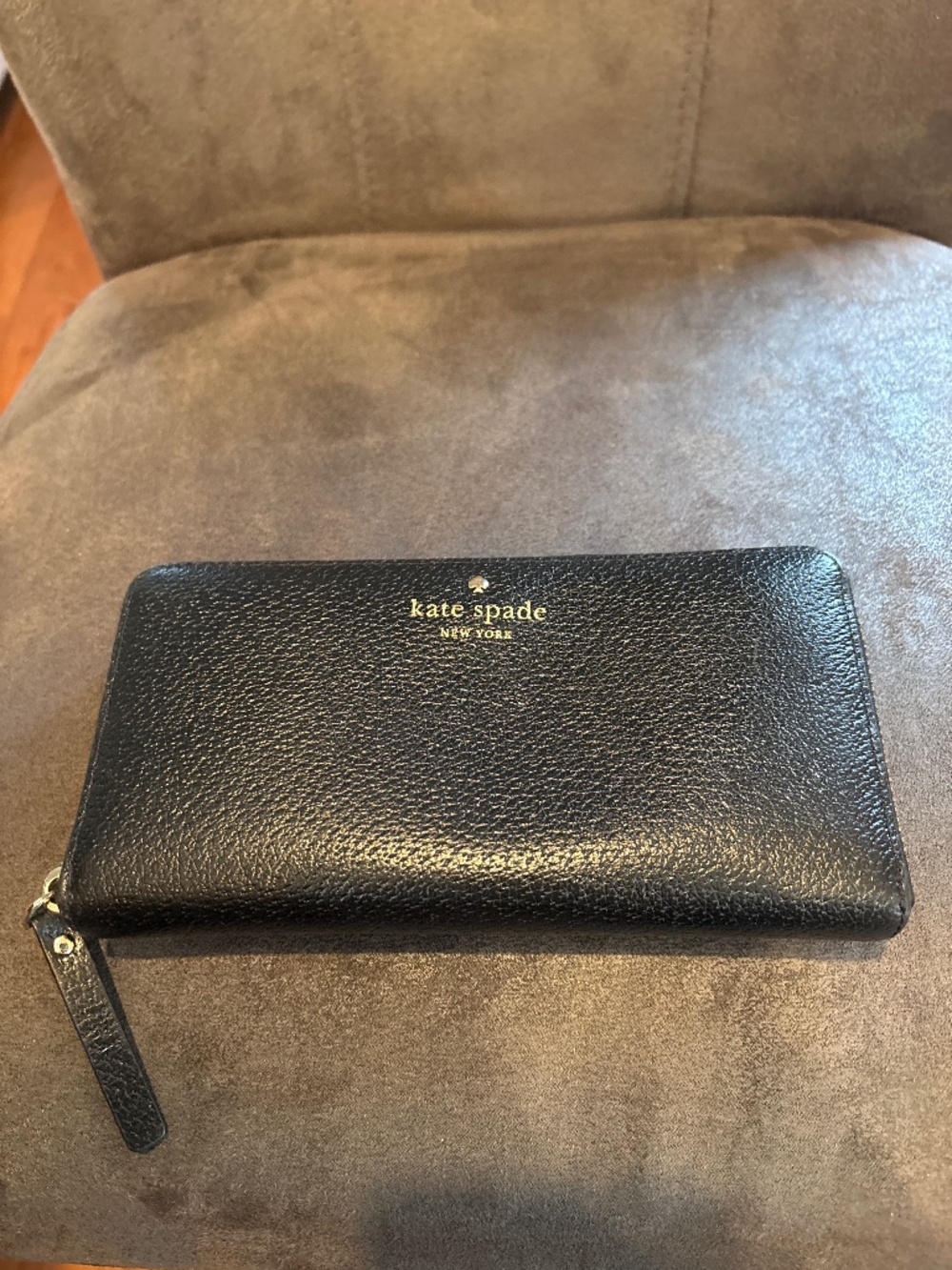 Kate Spade New York Leila Large Continental Black Leather Wallet
